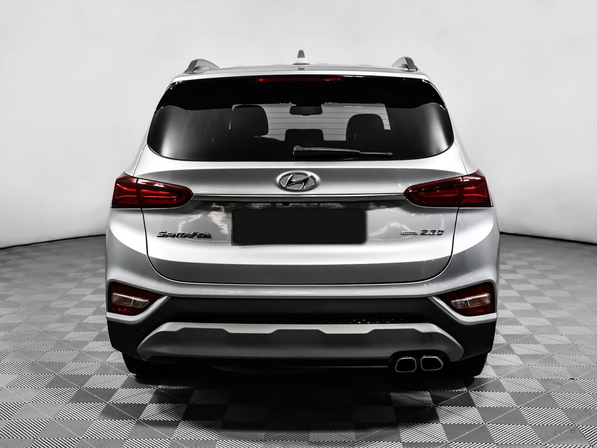 Hyundai Santa Fe с пробегом — 2018 год. Фото: #5