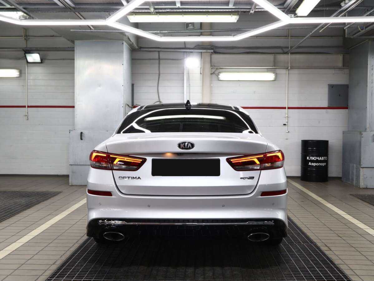 Kia Optima с пробегом — 2018 год. Фото: #4