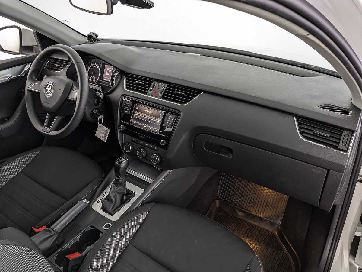 Skoda Octavia с пробегом — 2019 год. Фото: #12