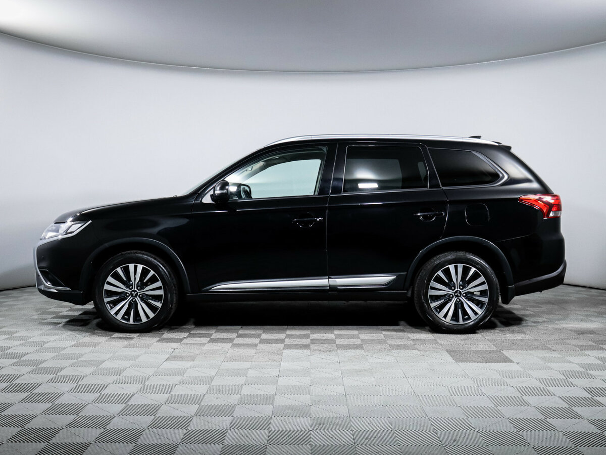 Mitsubishi Outlander с пробегом — 2019 год. Фото: #7
