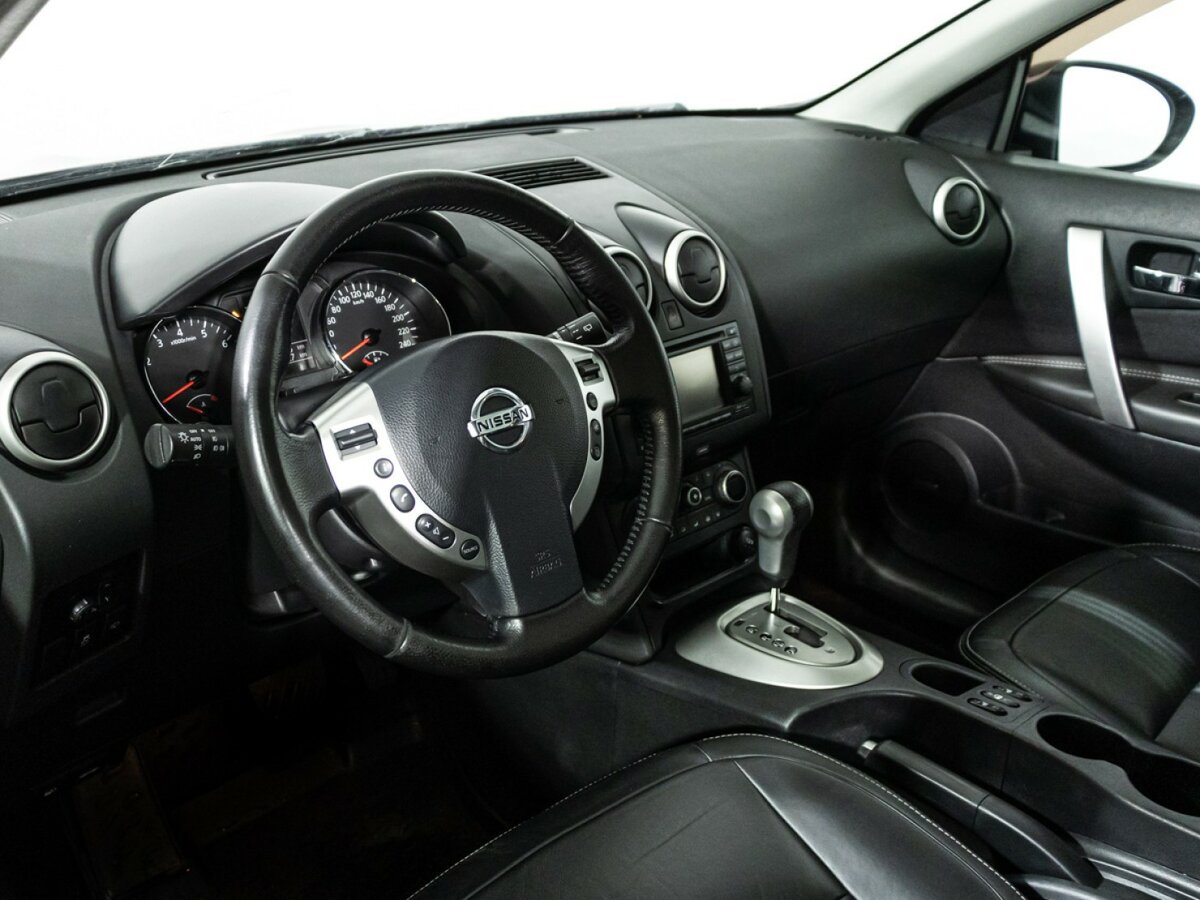 Nissan Qashqai с пробегом — 2012 год. Фото: #10