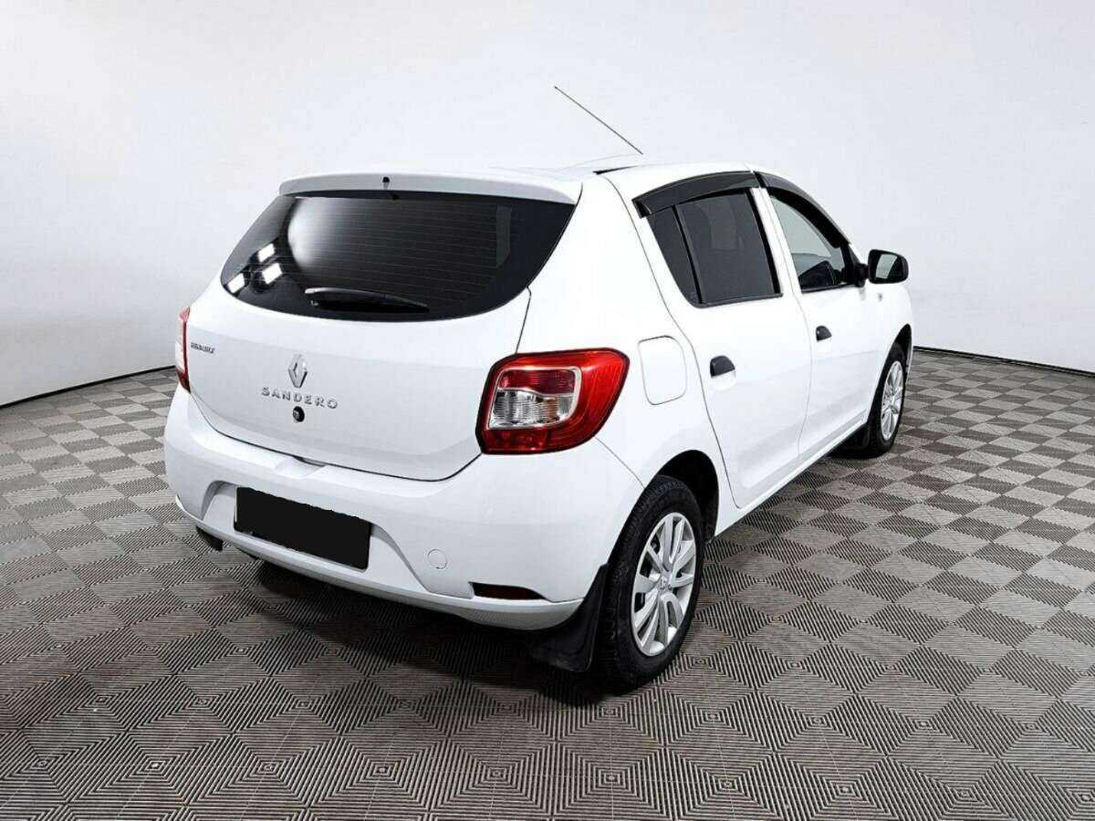 Renault Sandero с пробегом — 2018 год. Фото: #3