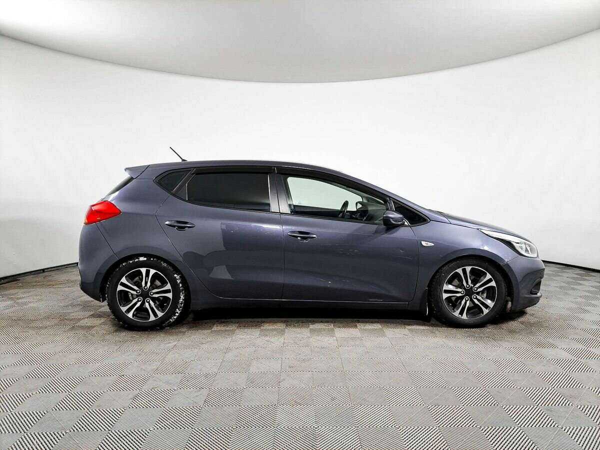 Kia Ceed с пробегом — 2013 год. Фото: #3