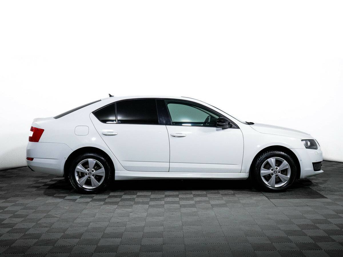 Skoda Octavia с пробегом — 2016 год. Фото: #3
