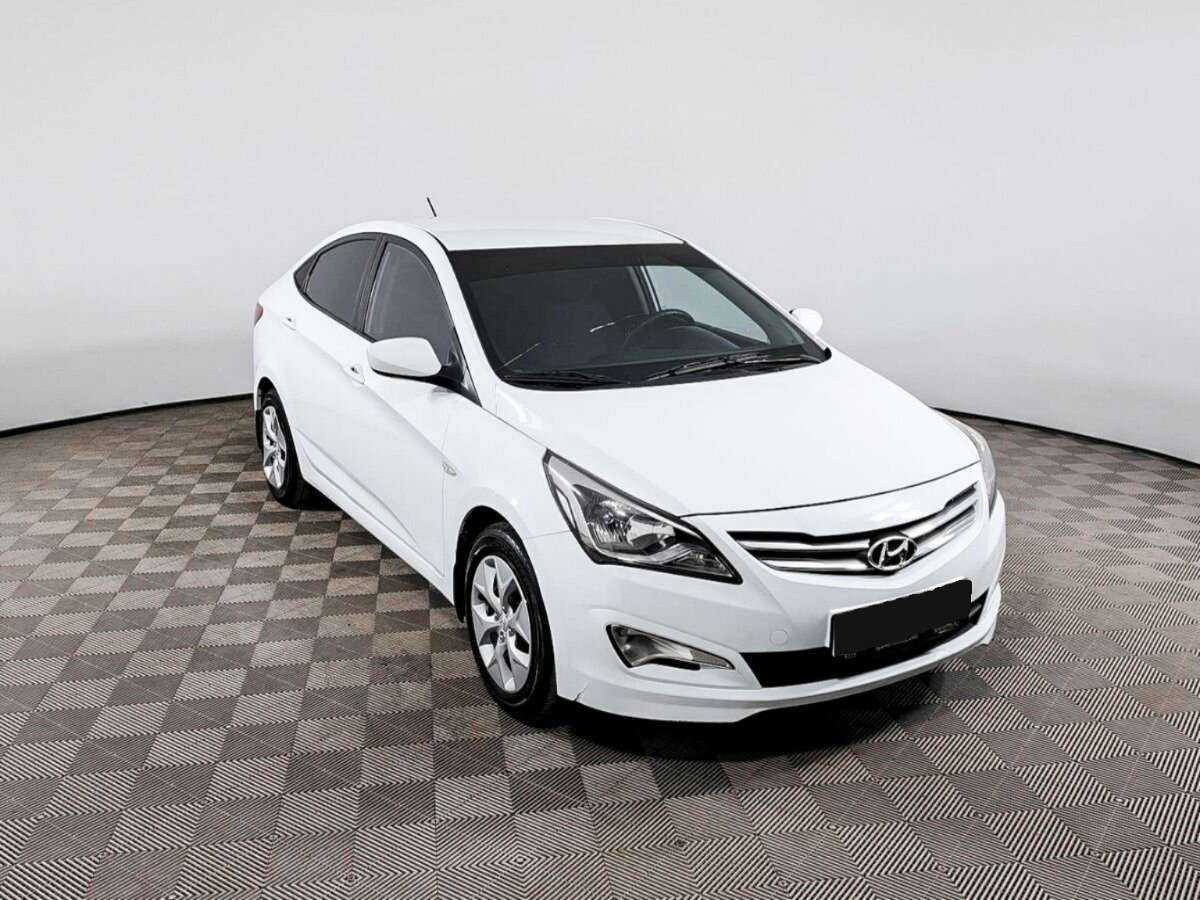 Hyundai Solaris с пробегом — 2016 год. Фото: #2