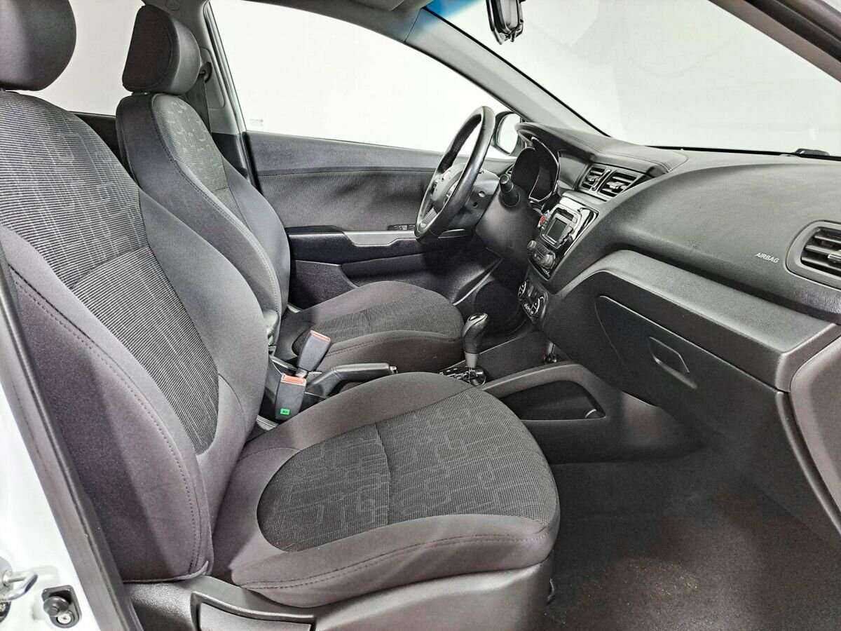 Kia Rio с пробегом — 2014 год. Фото: #7