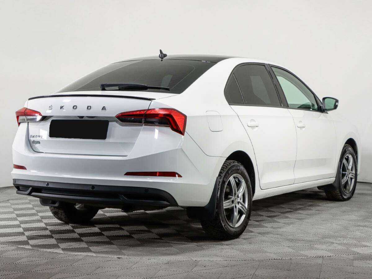 Skoda Rapid с пробегом — 2020 год. Фото: #4