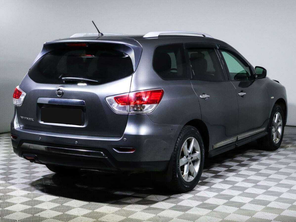 Nissan Pathfinder с пробегом — 2015 год. Фото: #4