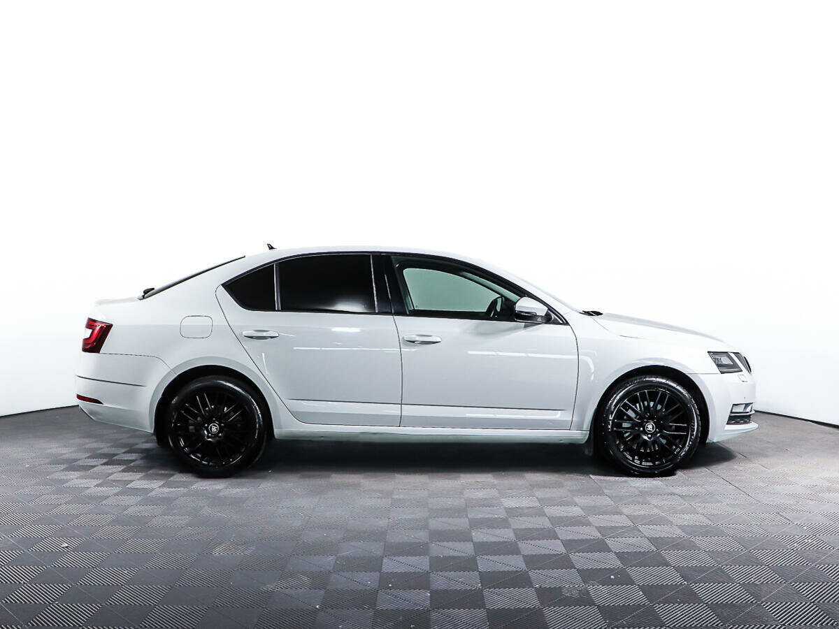 Skoda Octavia с пробегом — 2019 год. Фото: #3