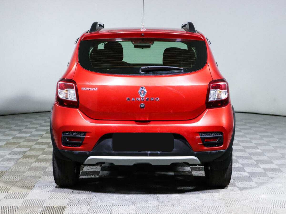 Renault Sandero с пробегом — 2016 год. Фото: #5