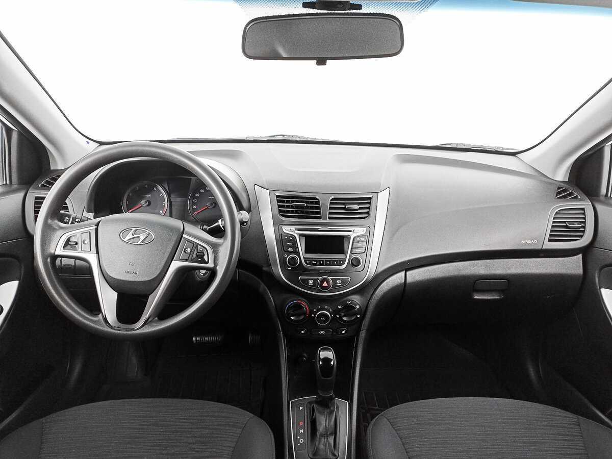 Hyundai Solaris с пробегом — 2016 год. Фото: #11