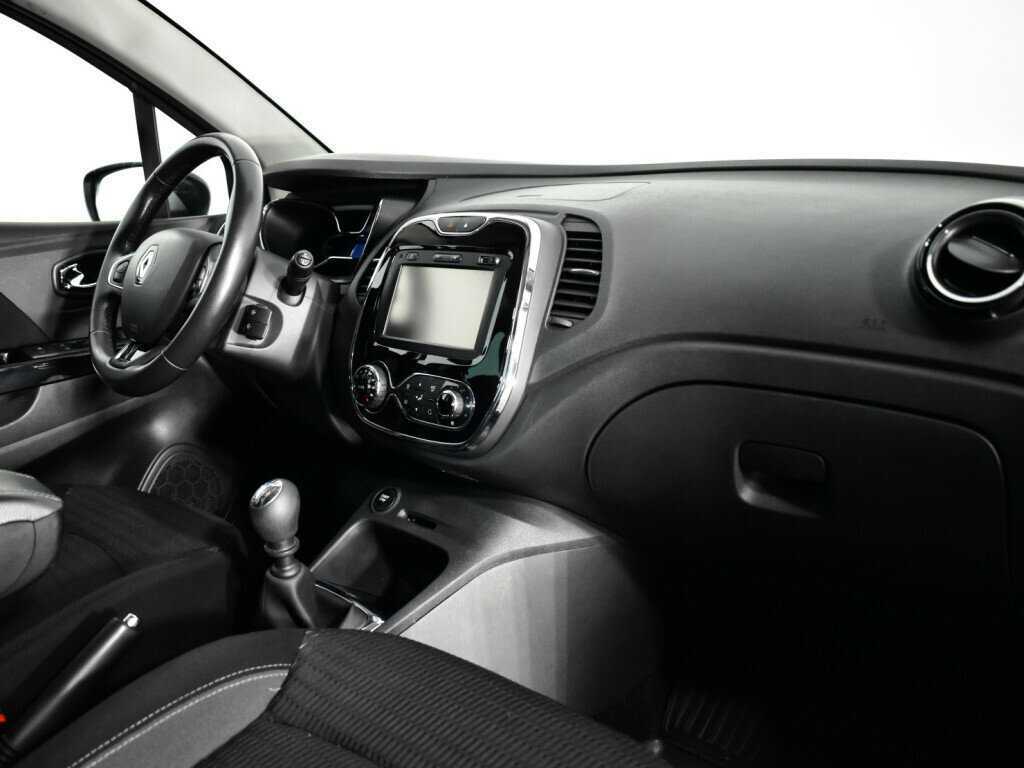 Renault Kaptur с пробегом — 2016 год. Фото: #8
