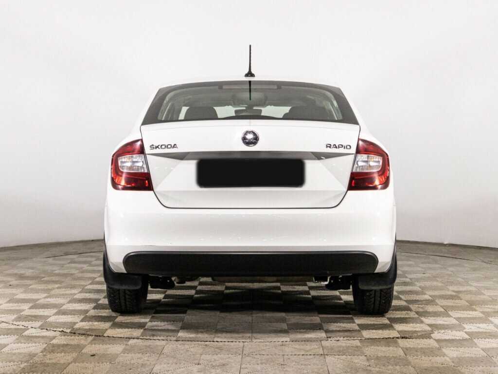 Skoda Rapid с пробегом — 2019 год. Фото: #5