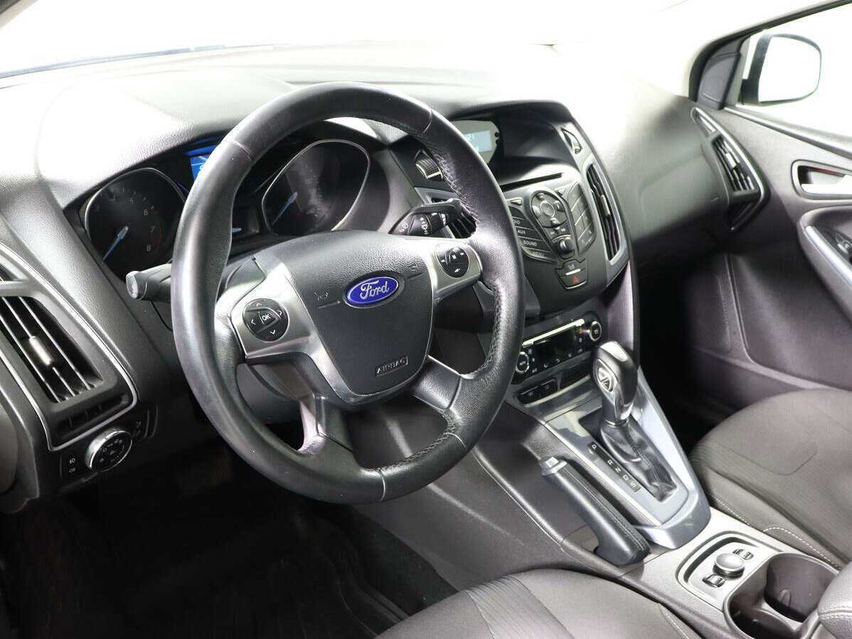 Ford Focus с пробегом — 2013 год. Фото: #11