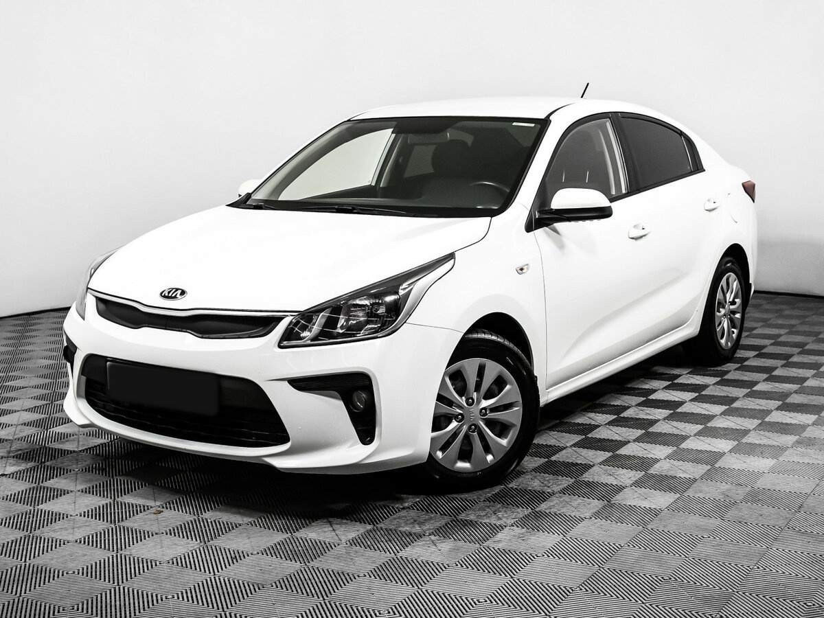Kia Rio с пробегом — 2018 год. Посмотреть фото