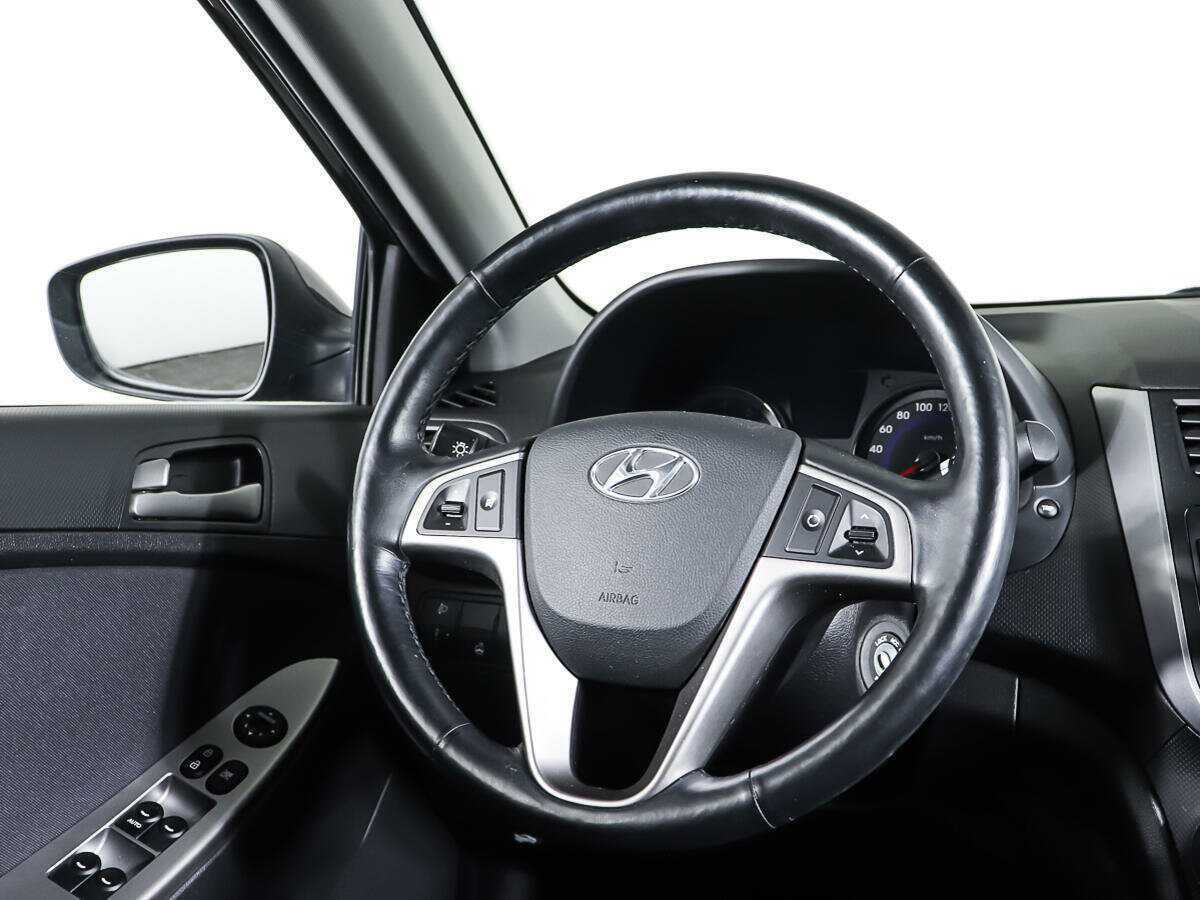 Hyundai Solaris с пробегом — 2016 год. Фото: #14