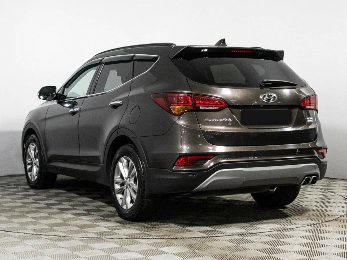 Hyundai Santa Fe с пробегом — 2017 год. Фото: #6
