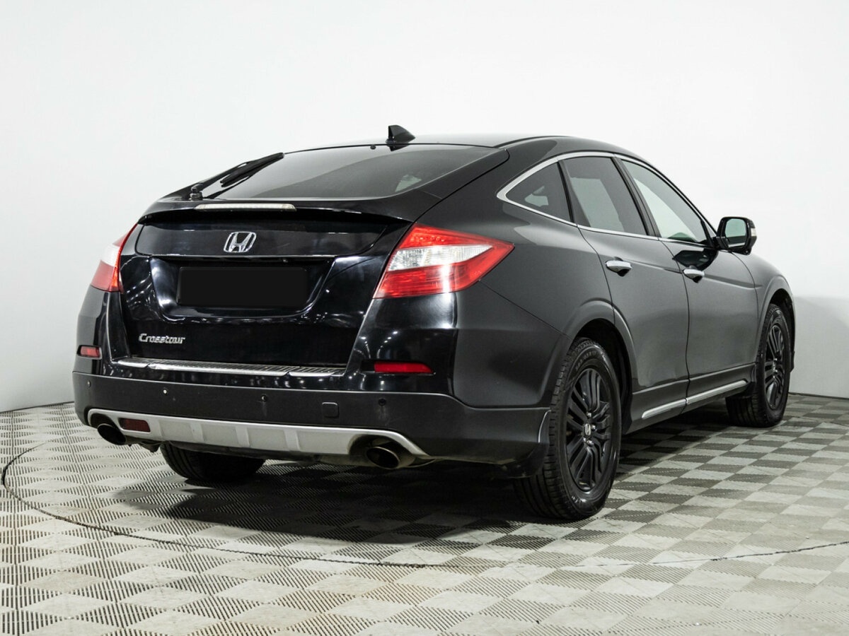 Honda Crosstour с пробегом — 2014 год. Фото: #3