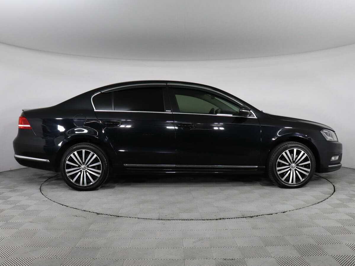 Volkswagen Passat с пробегом — 2014 год. Фото: #3