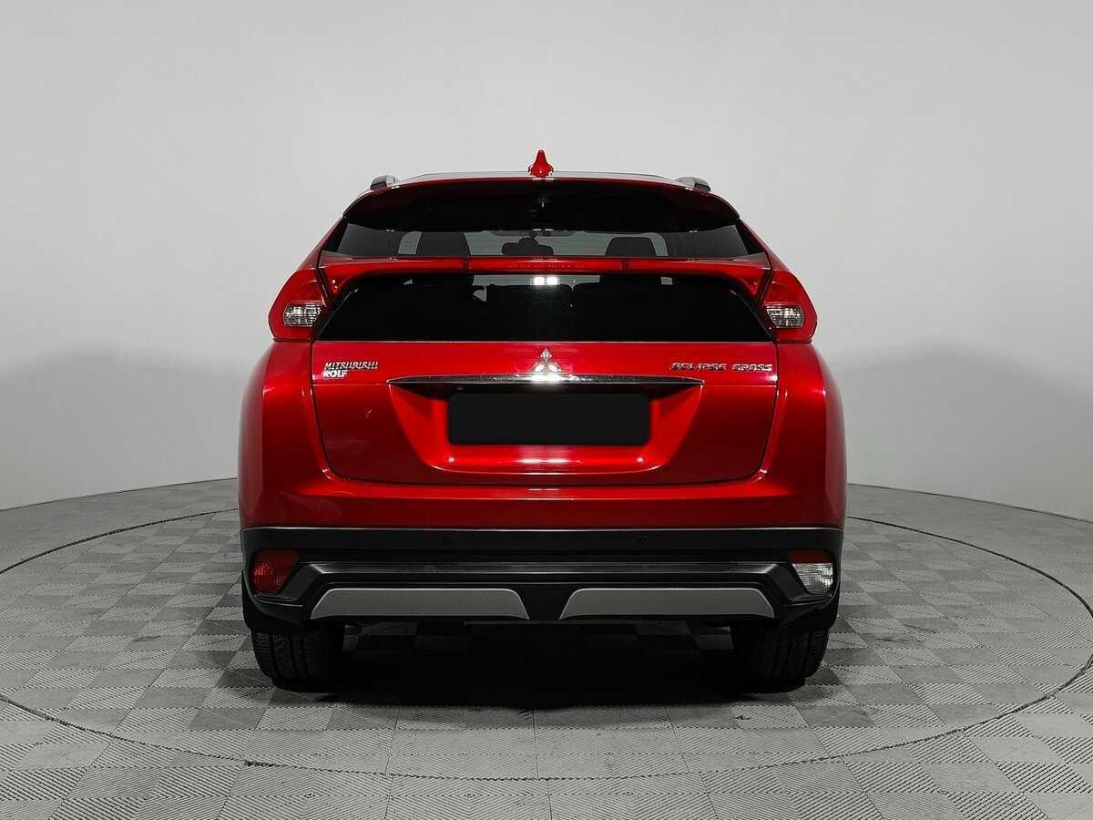 Mitsubishi Eclipse Cross с пробегом — 2018 год. Фото: #6