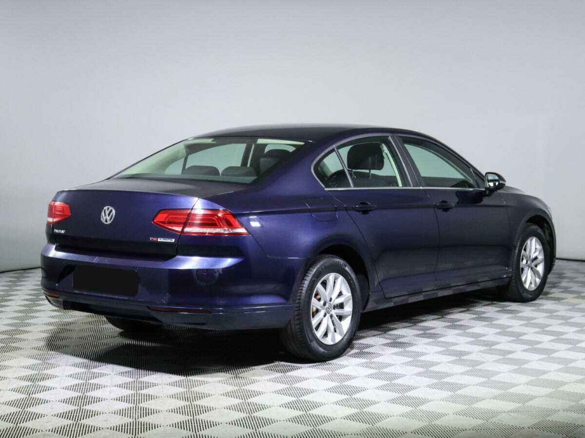 Volkswagen Passat с пробегом — 2016 год. Фото: #3