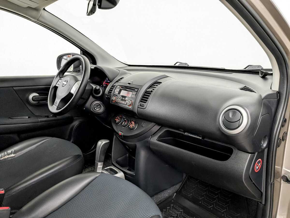 Nissan Note с пробегом — 2013 год. Фото: #10
