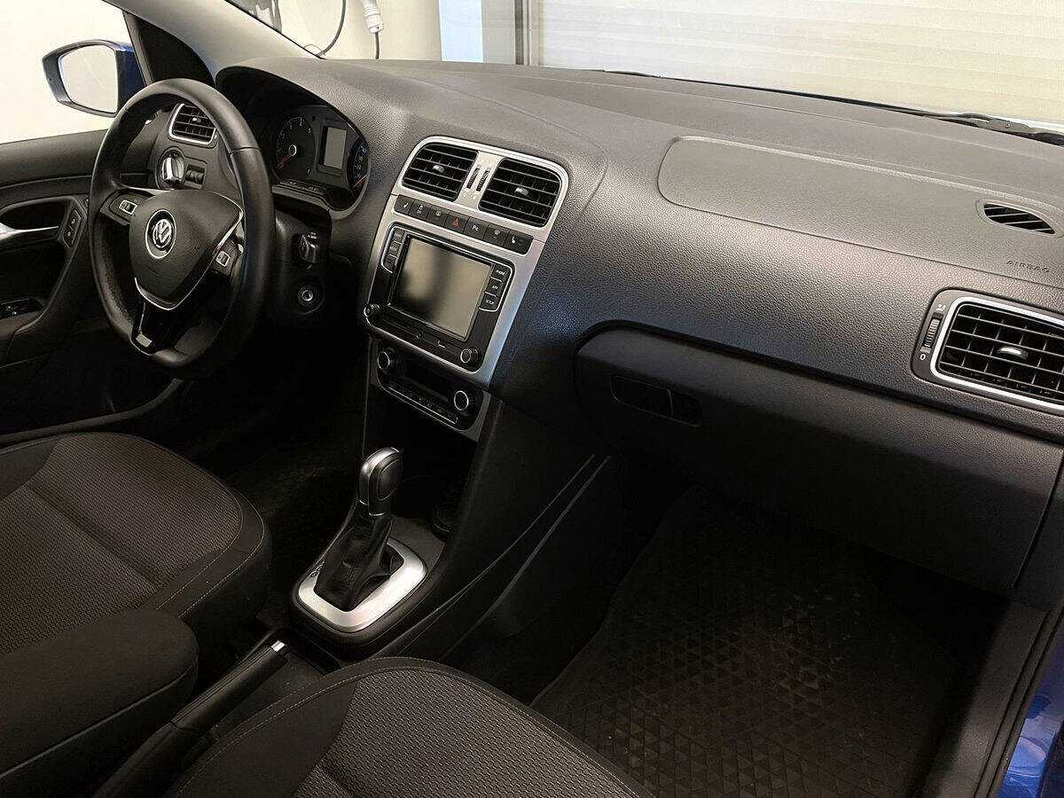 Volkswagen Polo с пробегом — 2018 год. Фото: #6