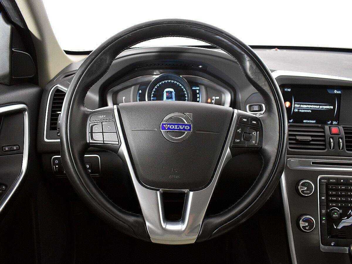 Volvo XC60 с пробегом — 2014 год. Фото: #10