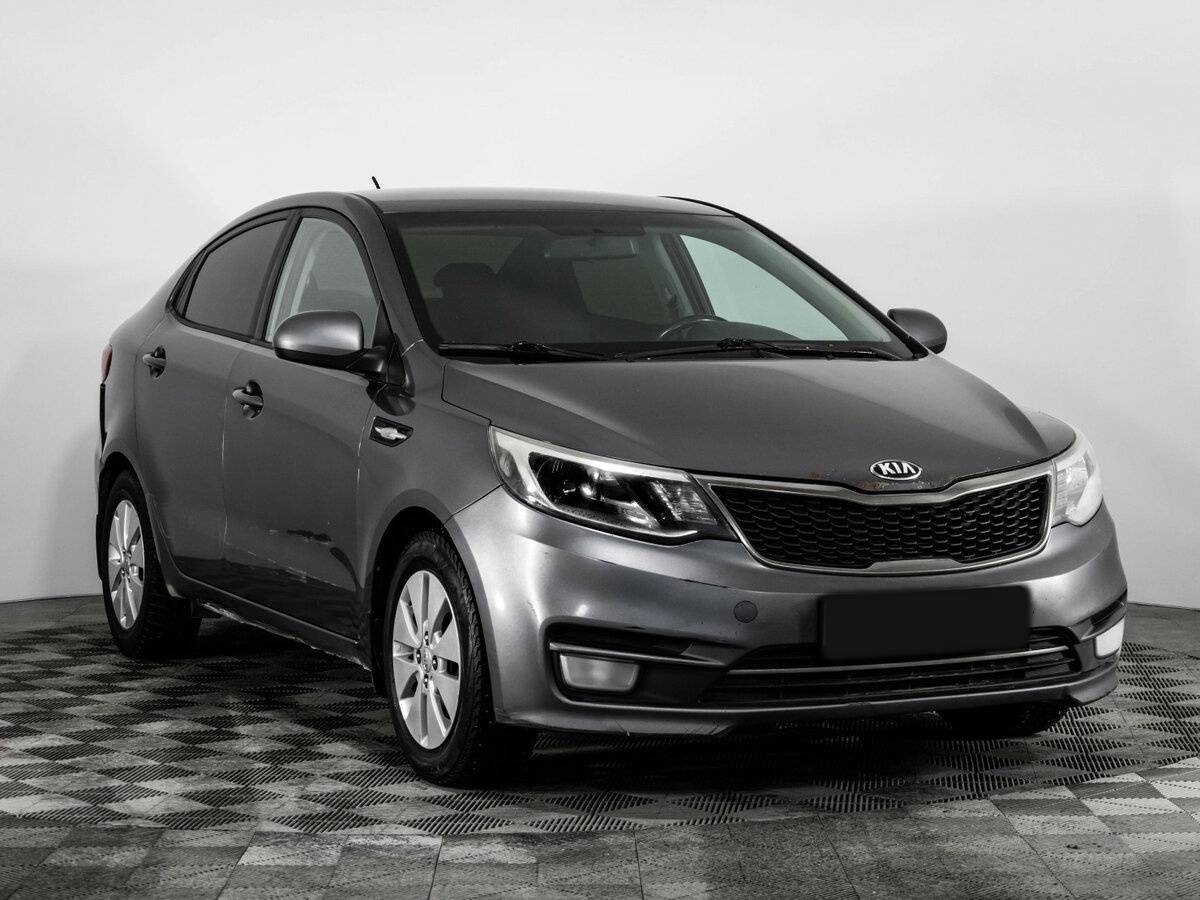 Kia Rio с пробегом — 2015 год. Фото: #2