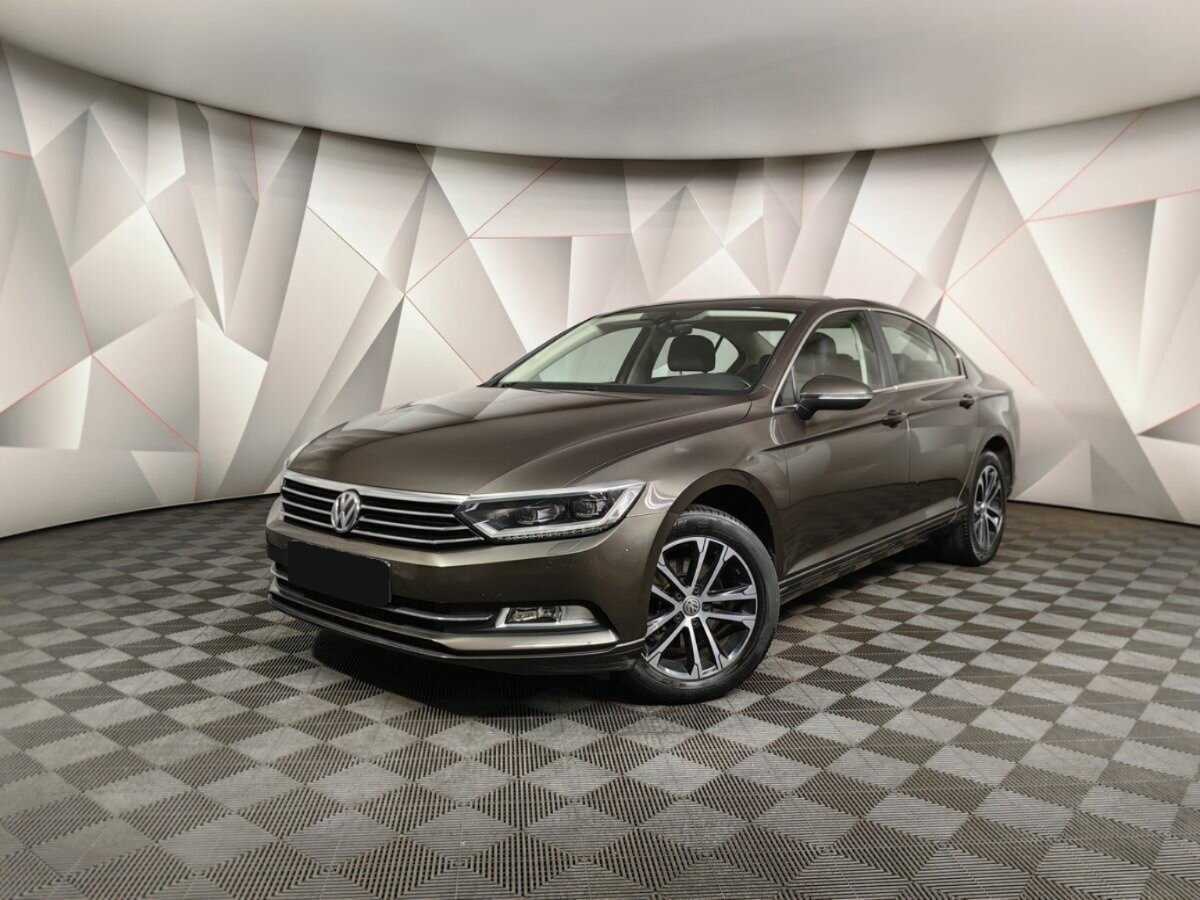 Volkswagen Passat с пробегом — 2017 год. Фото: #0