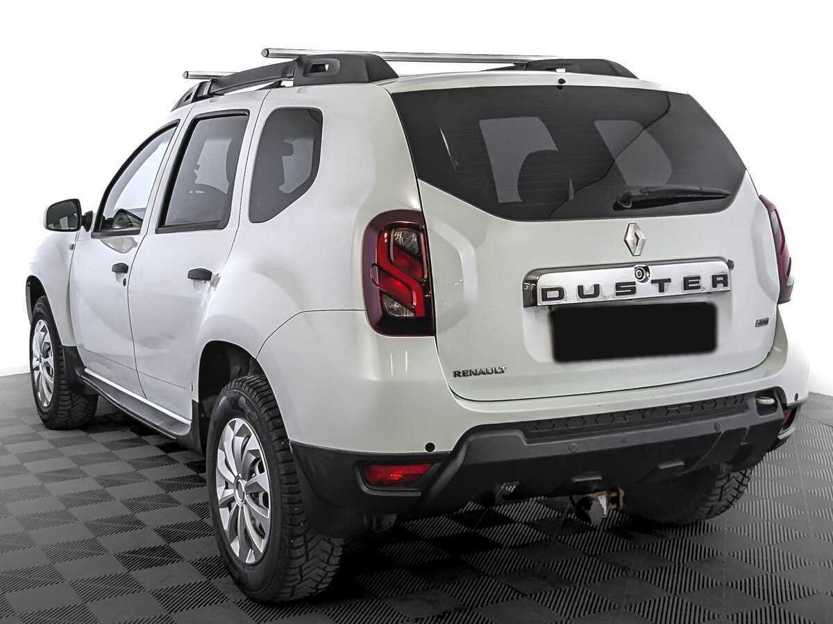 Renault Duster с пробегом — 2015 год. Фото: #6