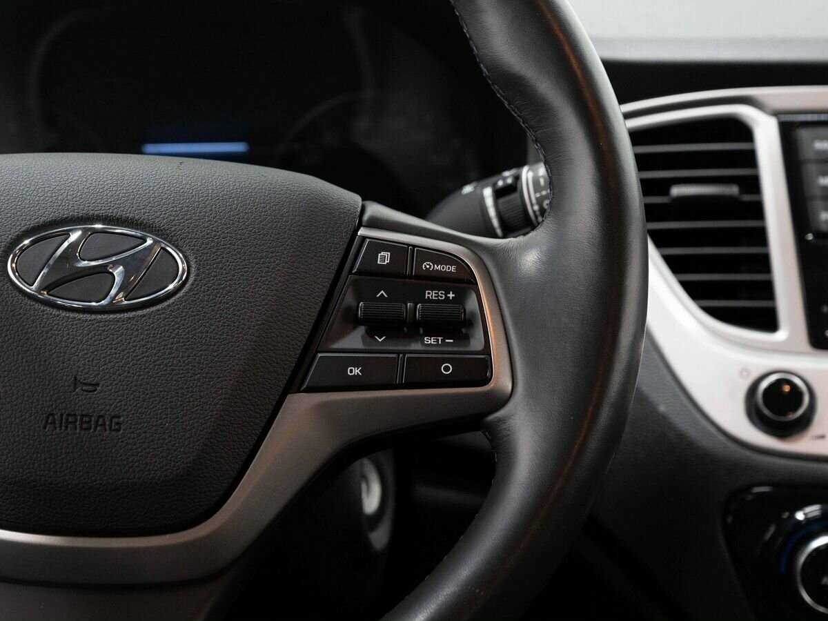 Hyundai Solaris с пробегом — 2019 год. Фото: #14