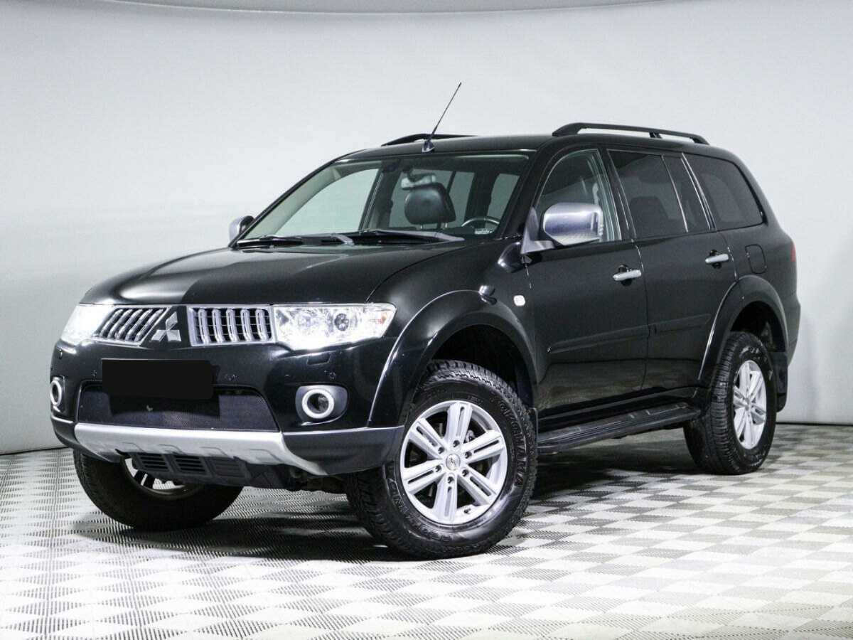 Mitsubishi Pajero Sport с пробегом — 2012 год. Фото: #0