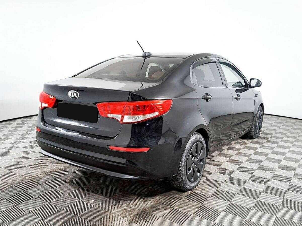 Kia Rio с пробегом — 2016 год. Фото: #3