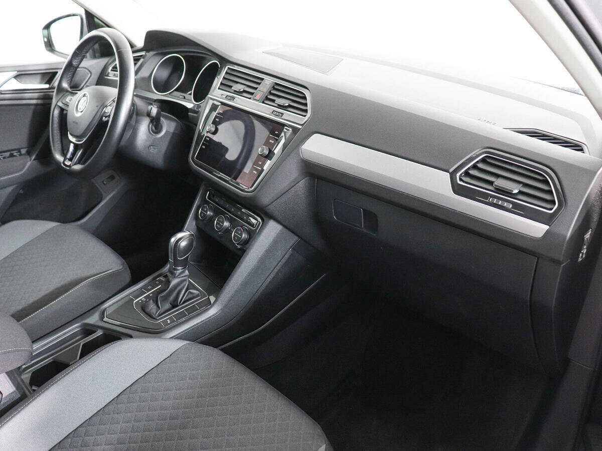 Volkswagen Tiguan с пробегом — 2019 год. Фото: #9