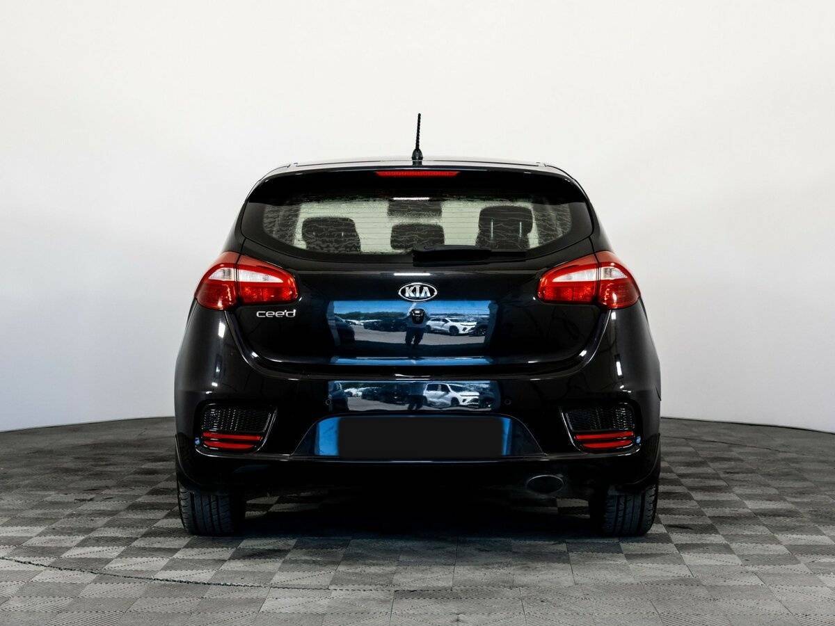 Kia Ceed с пробегом — 2015 год. Фото: #5