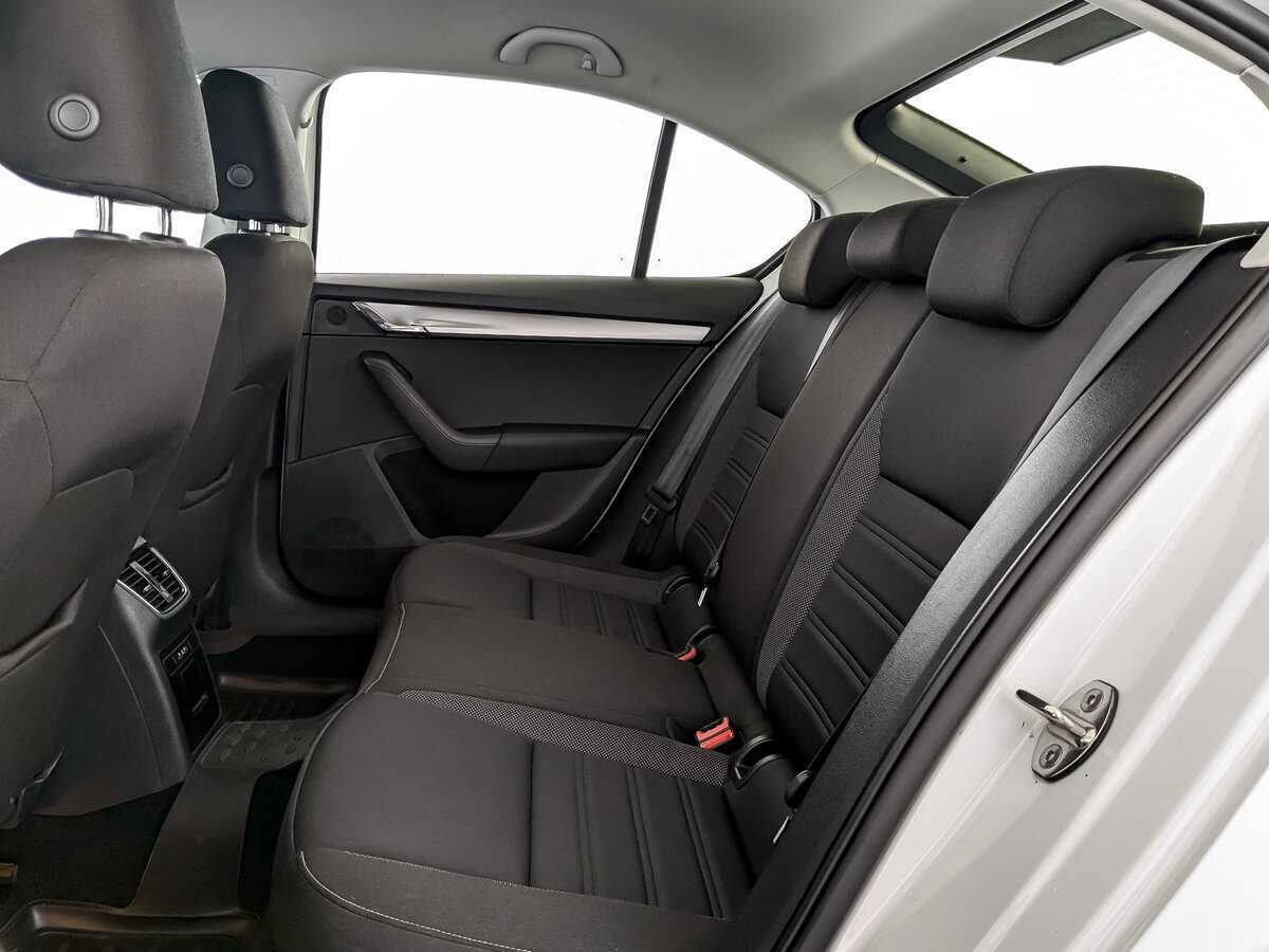 Skoda Octavia с пробегом — 2019 год. Фото: #11