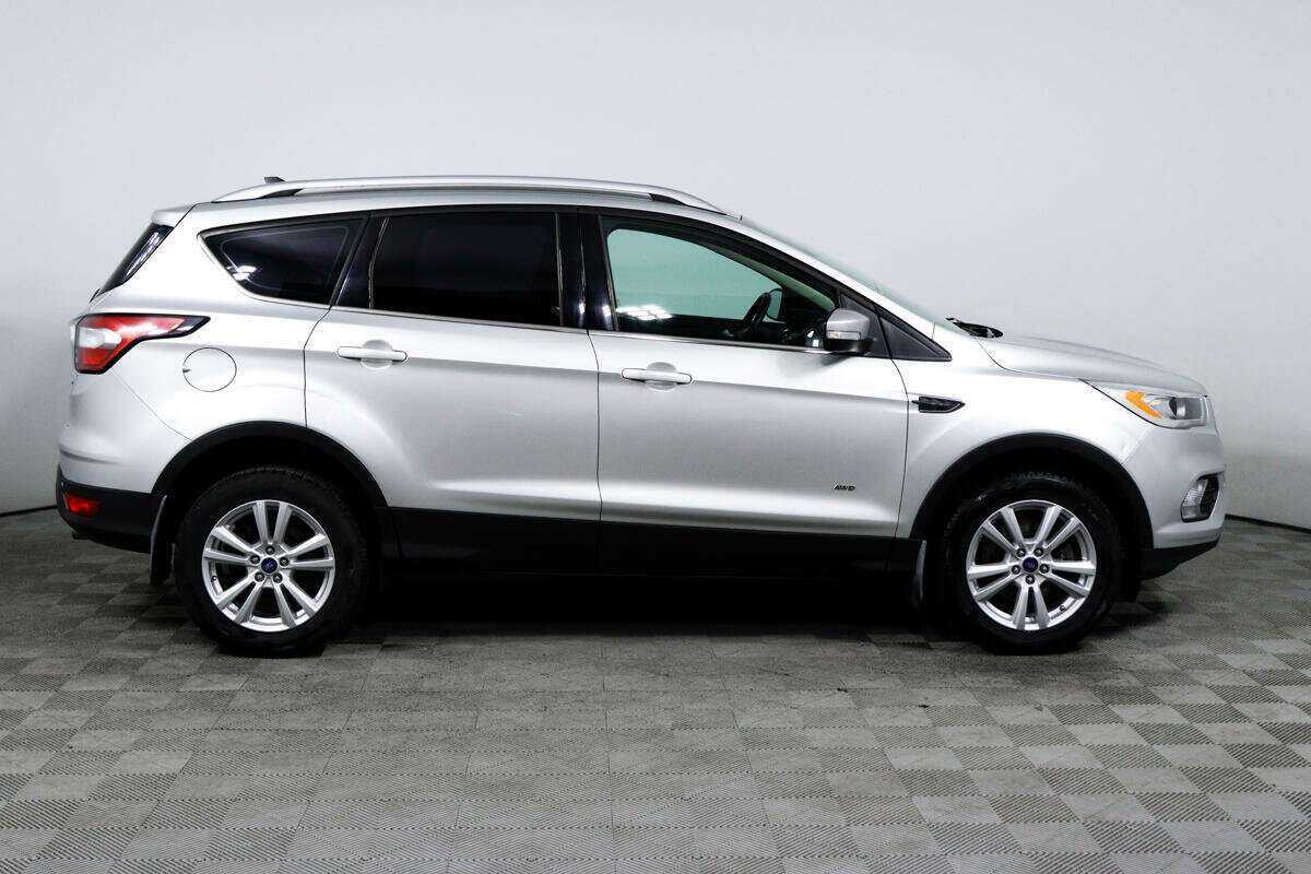 Ford Kuga с пробегом — 2017 год. Фото: #3
