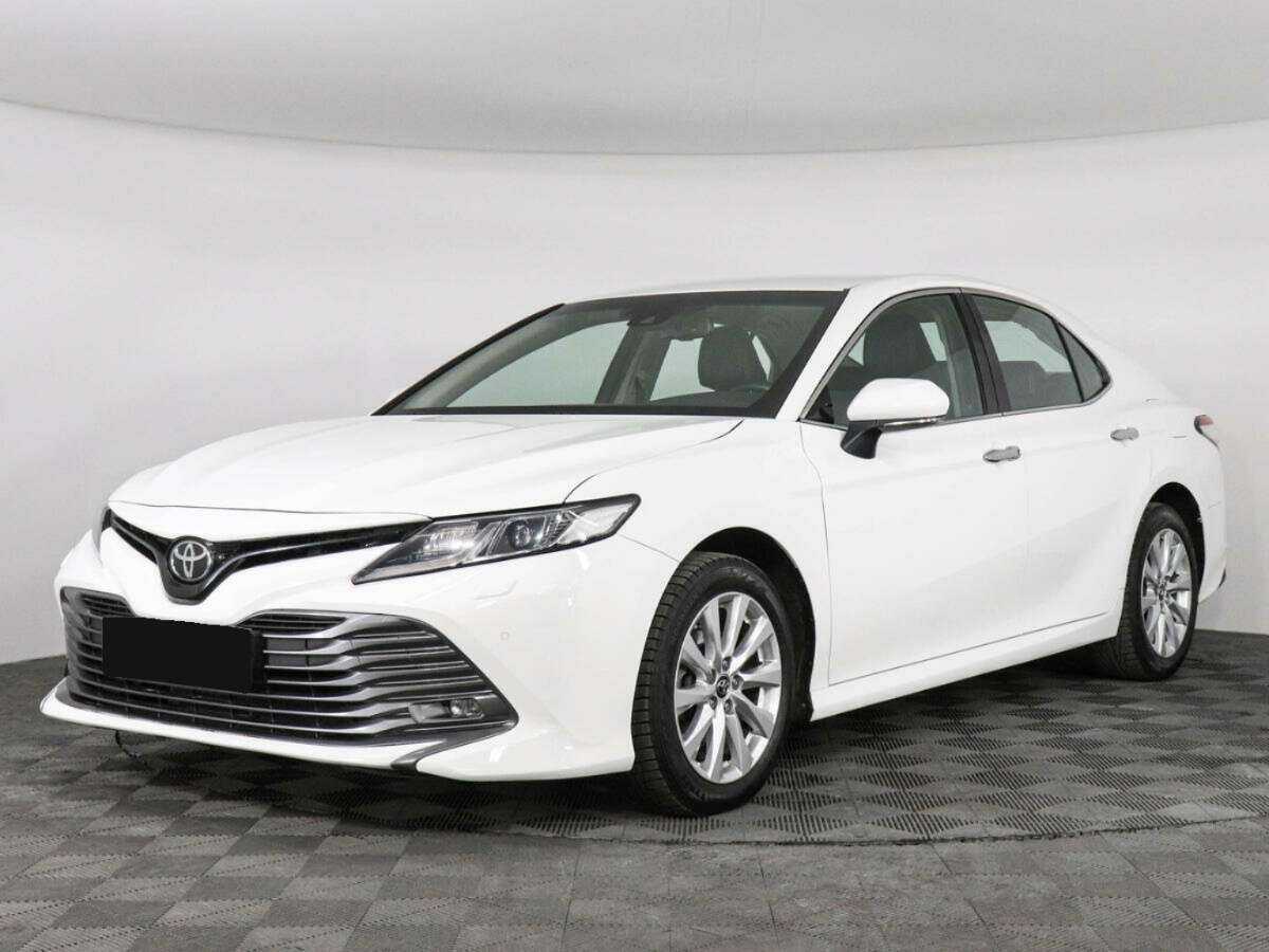 Toyota Camry с пробегом — 2019 год. Посмотреть фото