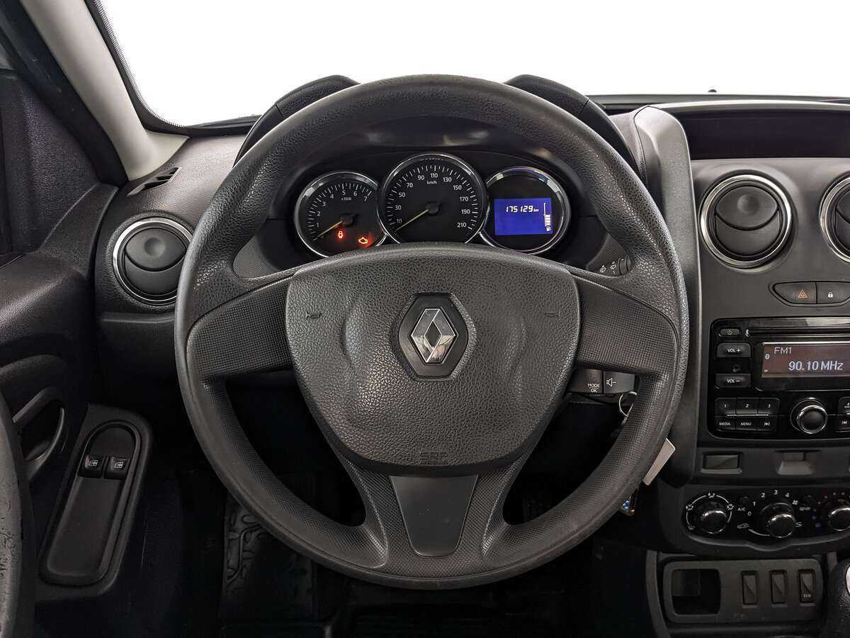 Renault Duster с пробегом — 2016 год. Фото: #20