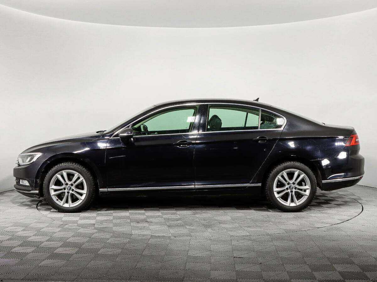 Volkswagen Passat с пробегом — 2016 год. Фото: #7