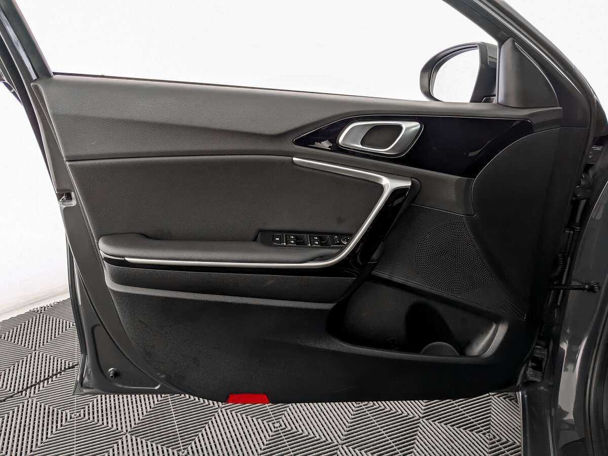 Kia Ceed с пробегом — 2021 год. Фото: #14