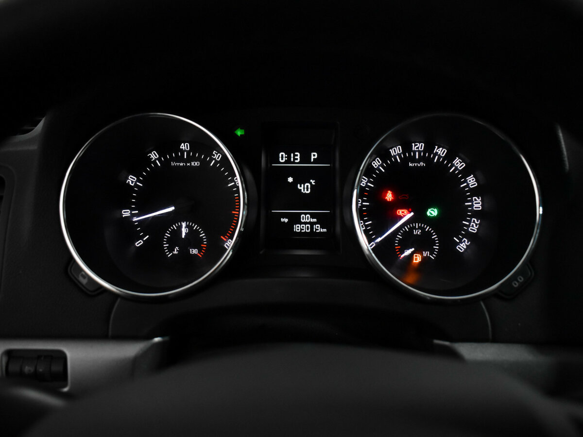 Skoda Yeti с пробегом — 2014 год. Фото: #16