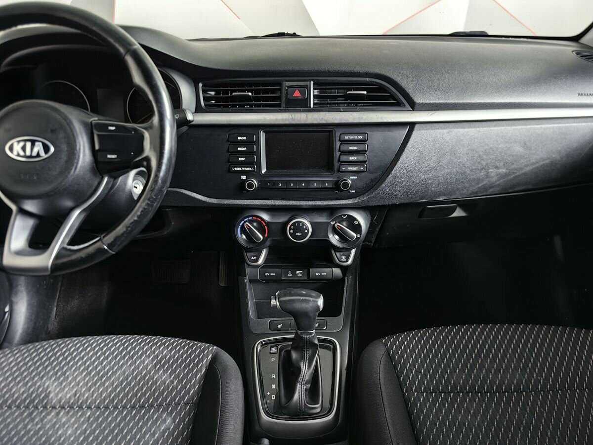 Kia Rio с пробегом — 2017 год. Фото: #10