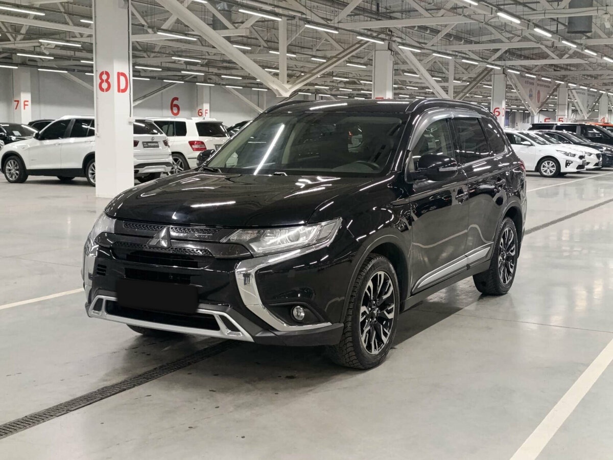 Mitsubishi Outlander с пробегом — 2021 год. Посмотреть фото