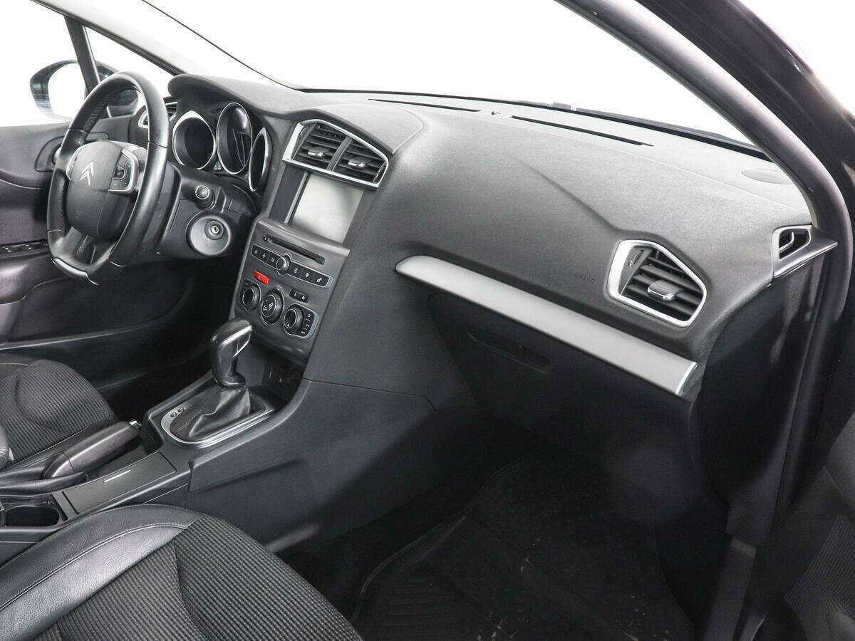 Citroen C4 с пробегом — 2018 год. Фото: #9