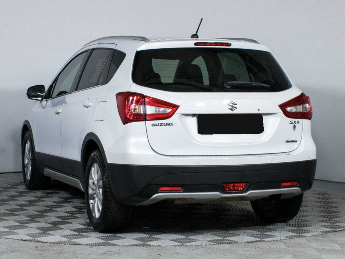 Suzuki SX4 с пробегом — 2018 год. Фото: #6