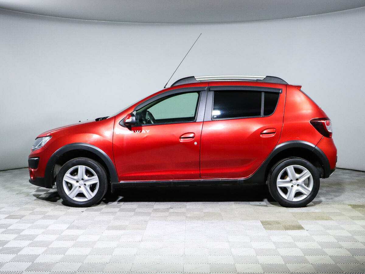Renault Sandero с пробегом — 2016 год. Фото: #7