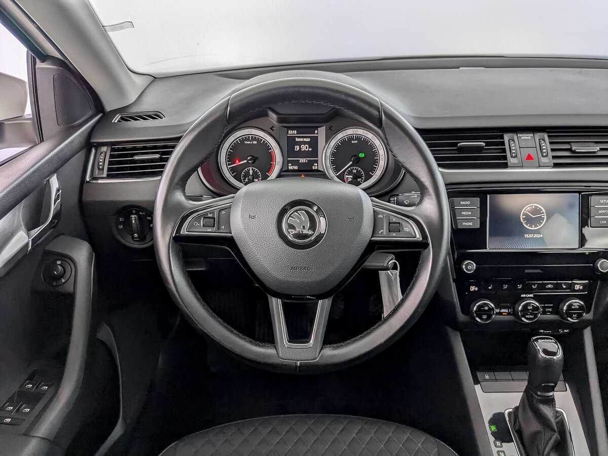 Skoda Octavia с пробегом — 2017 год. Фото: #16