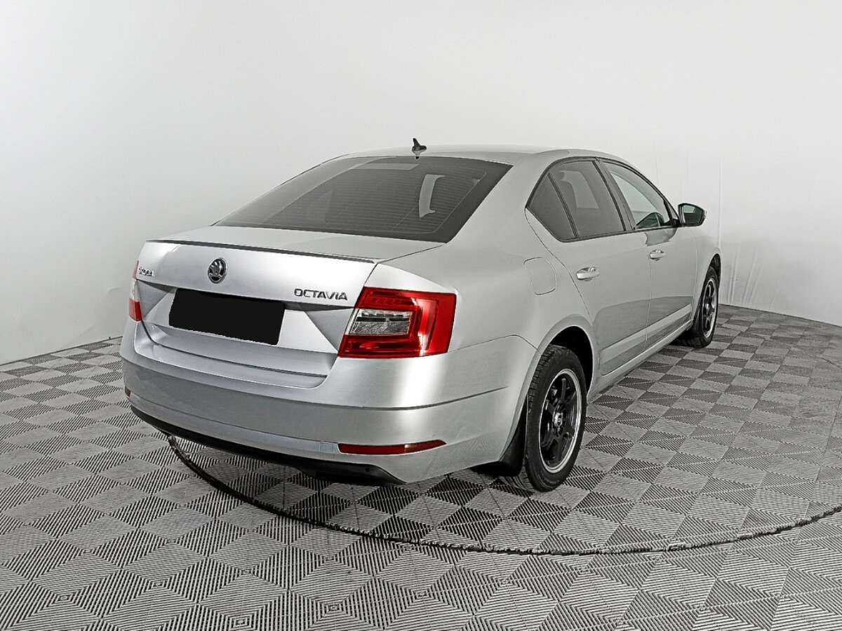 Skoda Octavia с пробегом — 2018 год. Фото: #4